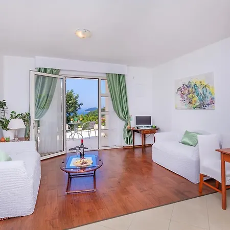 Apartment Residences Island View